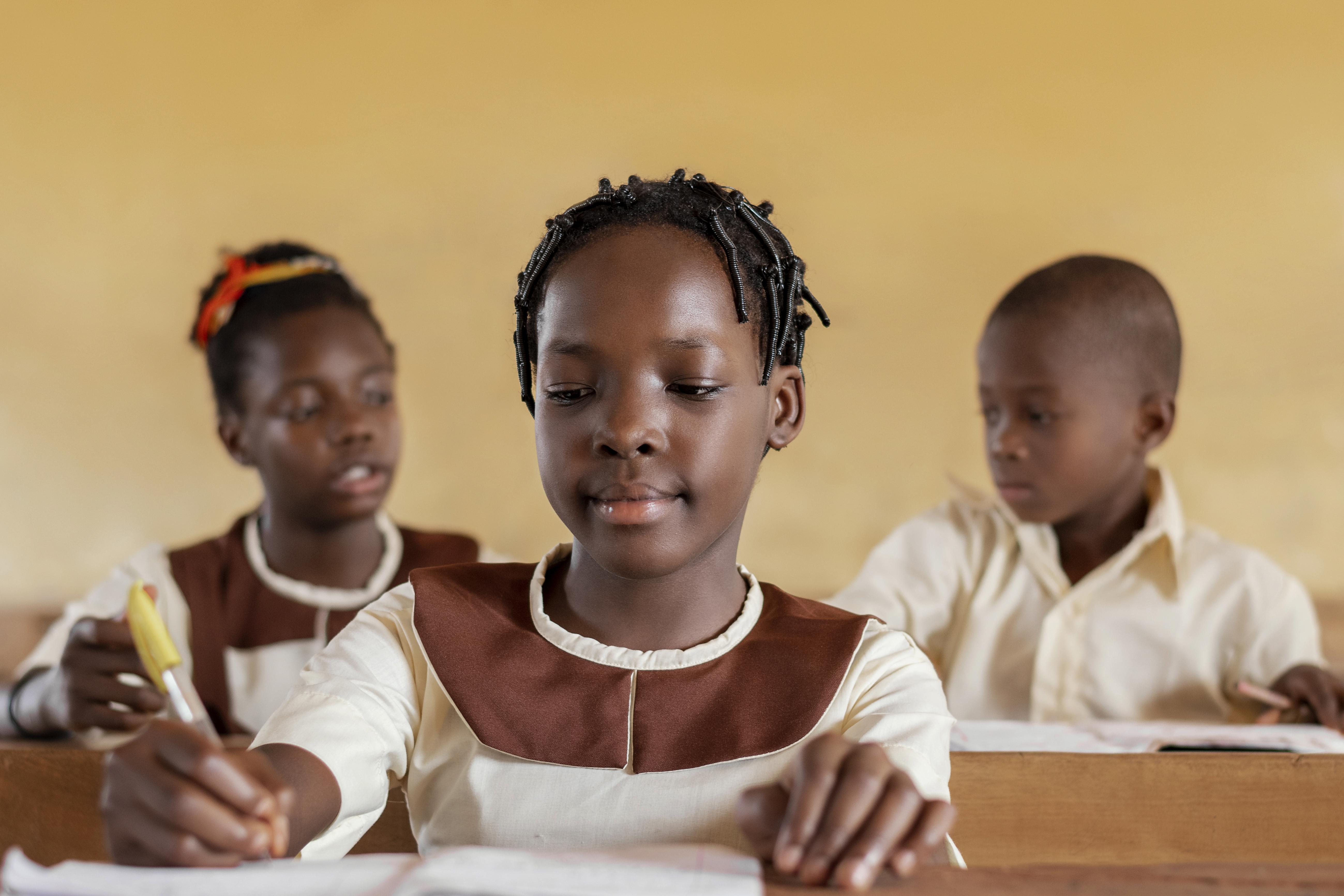 COMMUNITY SCHOOL, AYEGUNLE AKUNU Hero Image